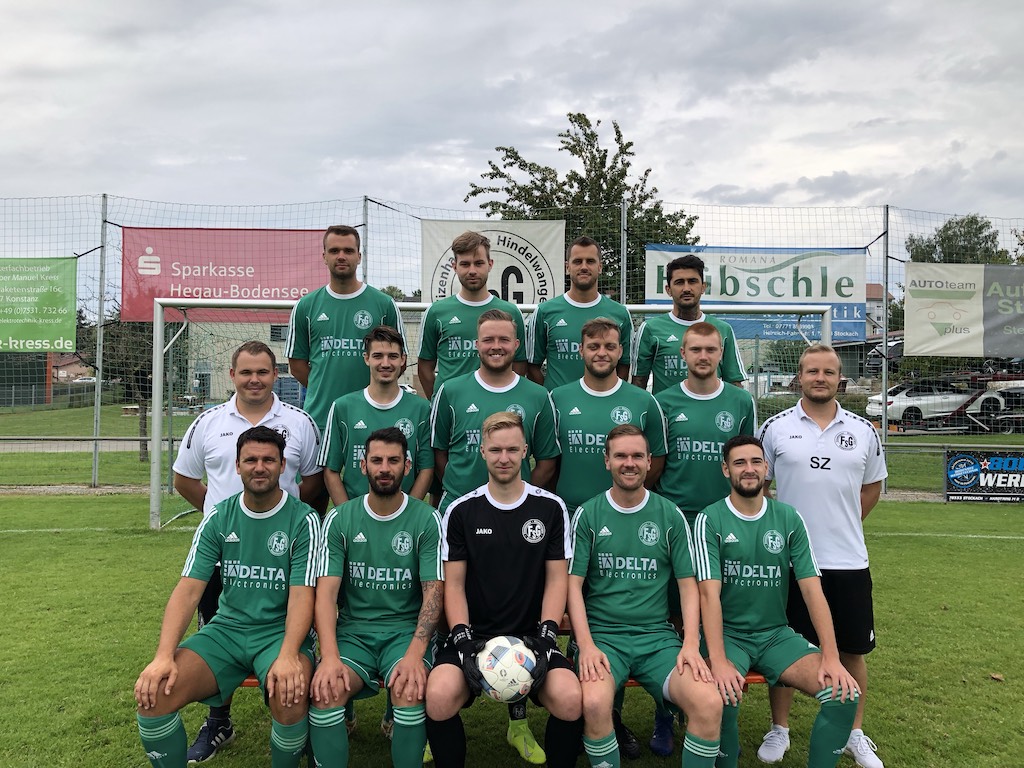 Hintere Reihe (v.l.n.r.): Marian Honold, Ralf Mattes, Marc Matt, Hassan Farhat<br>Mittlere Reihe (v.l.n.r.): Trainer David Fackler, Johannes Tzschoppe, Jonas Riffler, Ibrahim Ali, Markus Ellenberger, Trainer Sven Zapke<br>Vordere Reihe (v.l.n.r.): Robert Städele, Serdal Akkol, Jannik Reichelt, David Benkler, Nikolas Minenko<br>Auf dem Foto fehlen: Marius Geiger, Darko Mulic, Simon Lipiec, Matthias Leyk, Thomas König, Kevin König, Dennis Renz, Niko Fritschi, Niclas Brändle, Manvir Schneider und Manuel Schmal